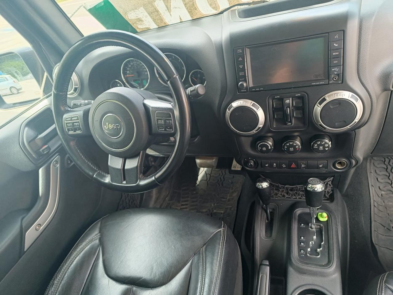 Jeep Wrangler Unlimited 2.8 CRD DPF Sahara Auto