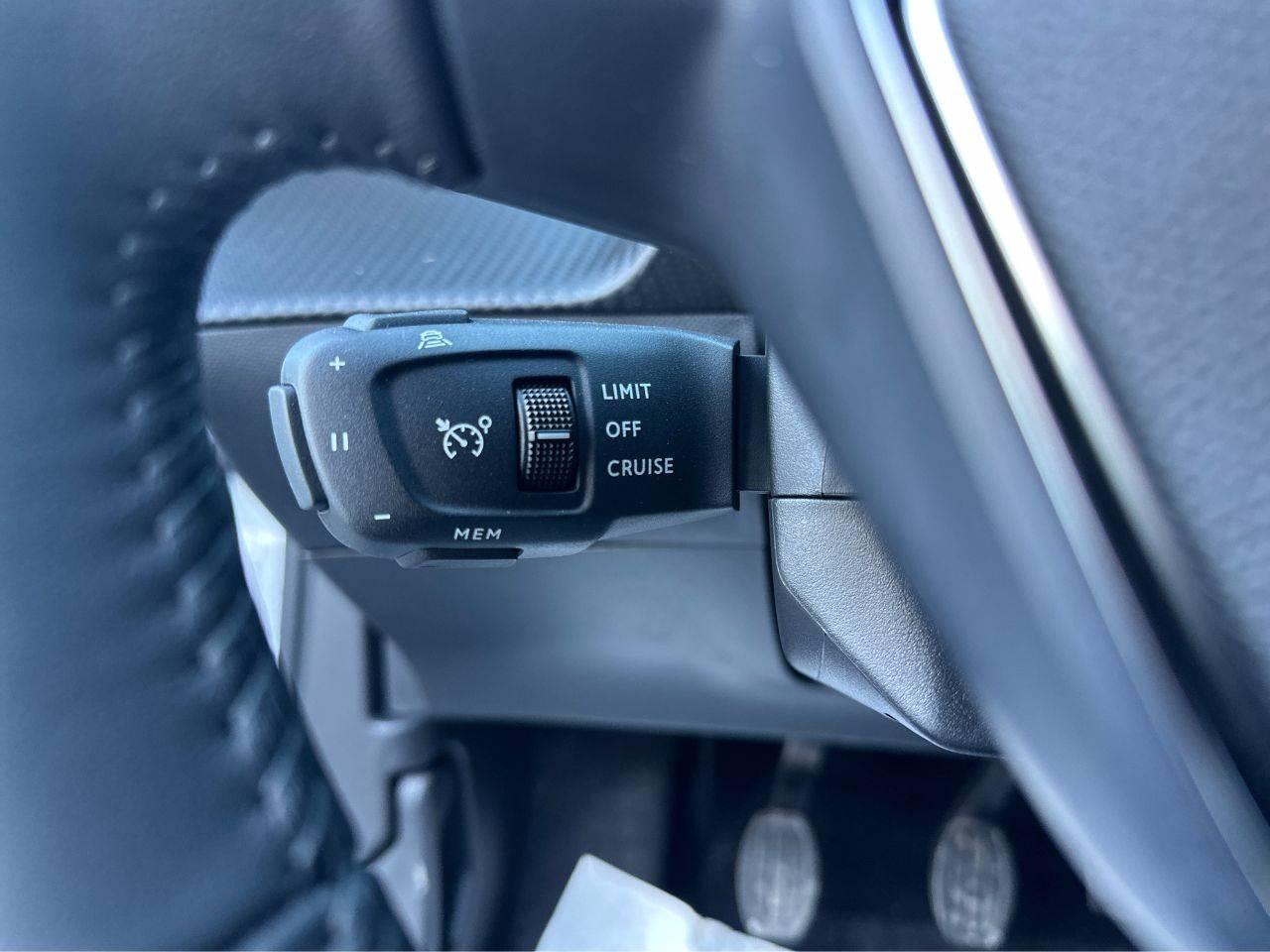 PEUGEOT 2008 II 2023 - 2008 1.2 puretech Allure s&s 100cv