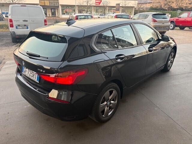 Bmw 116 116d 5p. Advantage