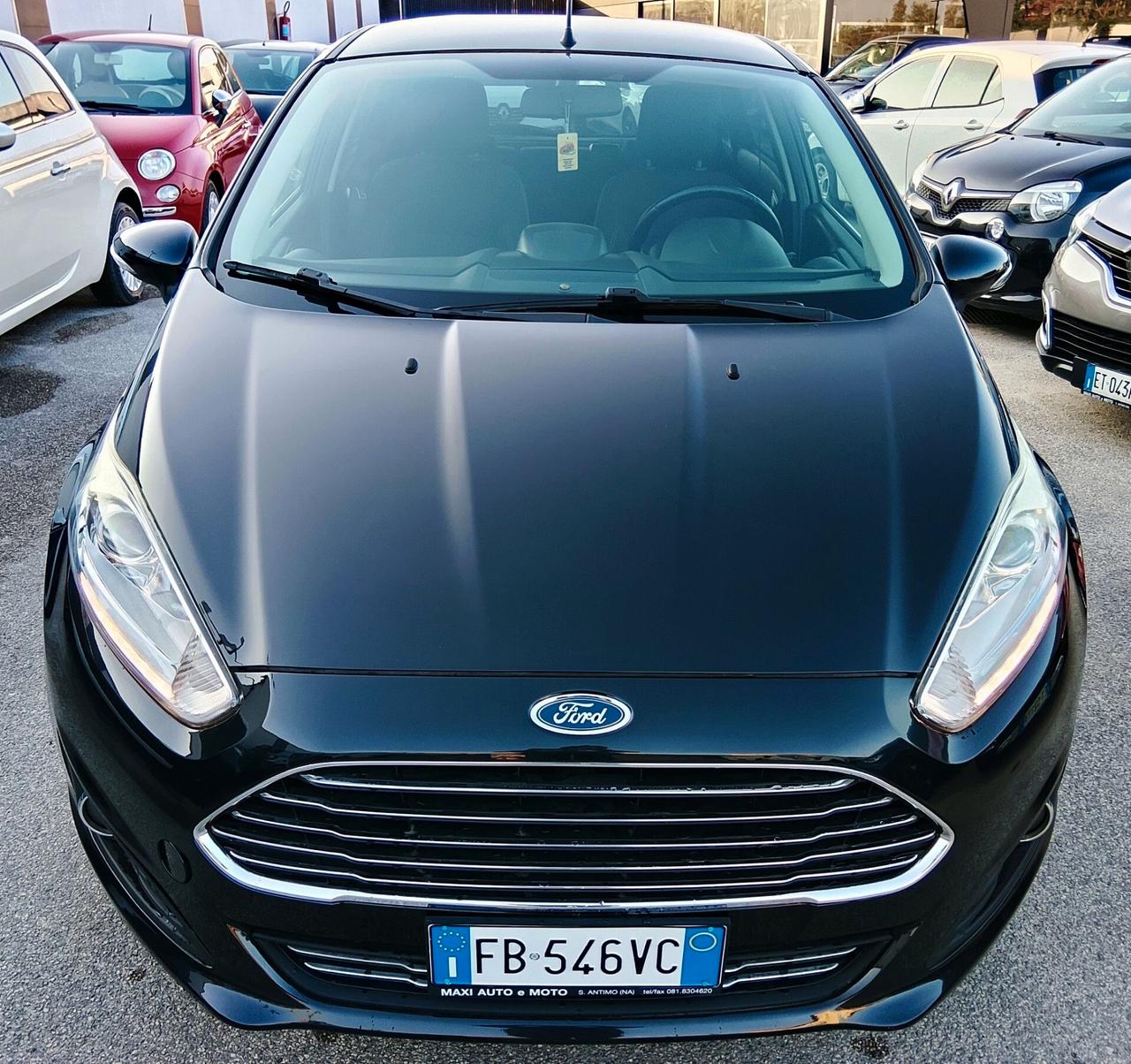 Ford Fiesta GPL CASA MADRE - Titanium