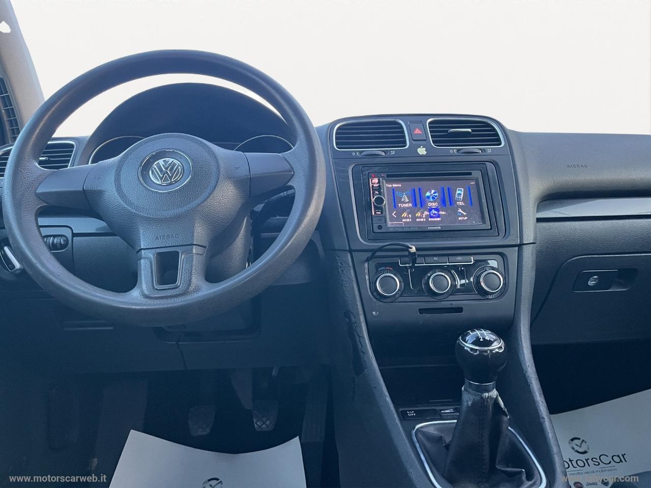 VOLKSWAGEN Golf 1.6 5p. Comfortline