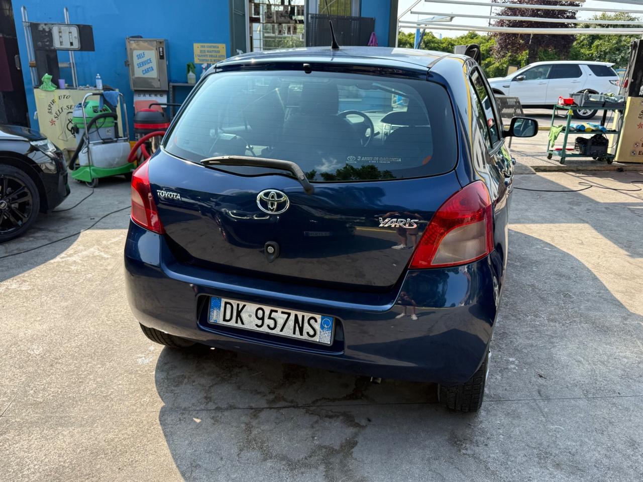 Toyota Yaris 1.0 5 porte