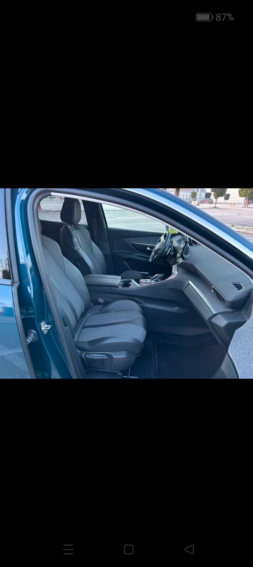 Peugeot 3008 BlueHDi