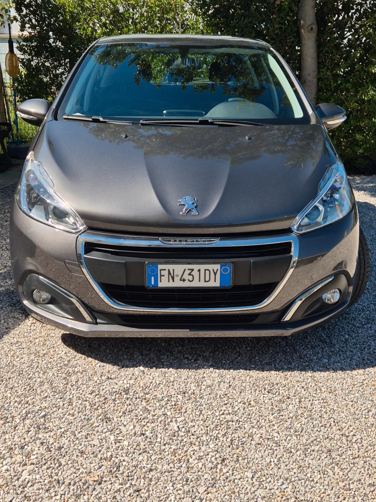Peugeot 208 BlueHDi 75 5 porte Allure