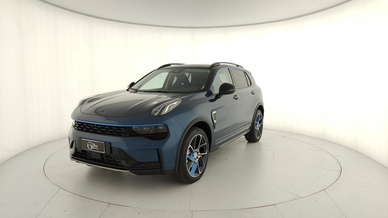 LYNK & CO 01 1.5 td phev