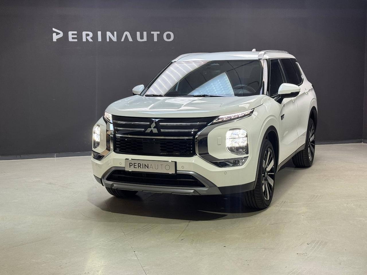 Mitsubishi Outlander 2.4 phev Intense con 8 Anni di Garanzia