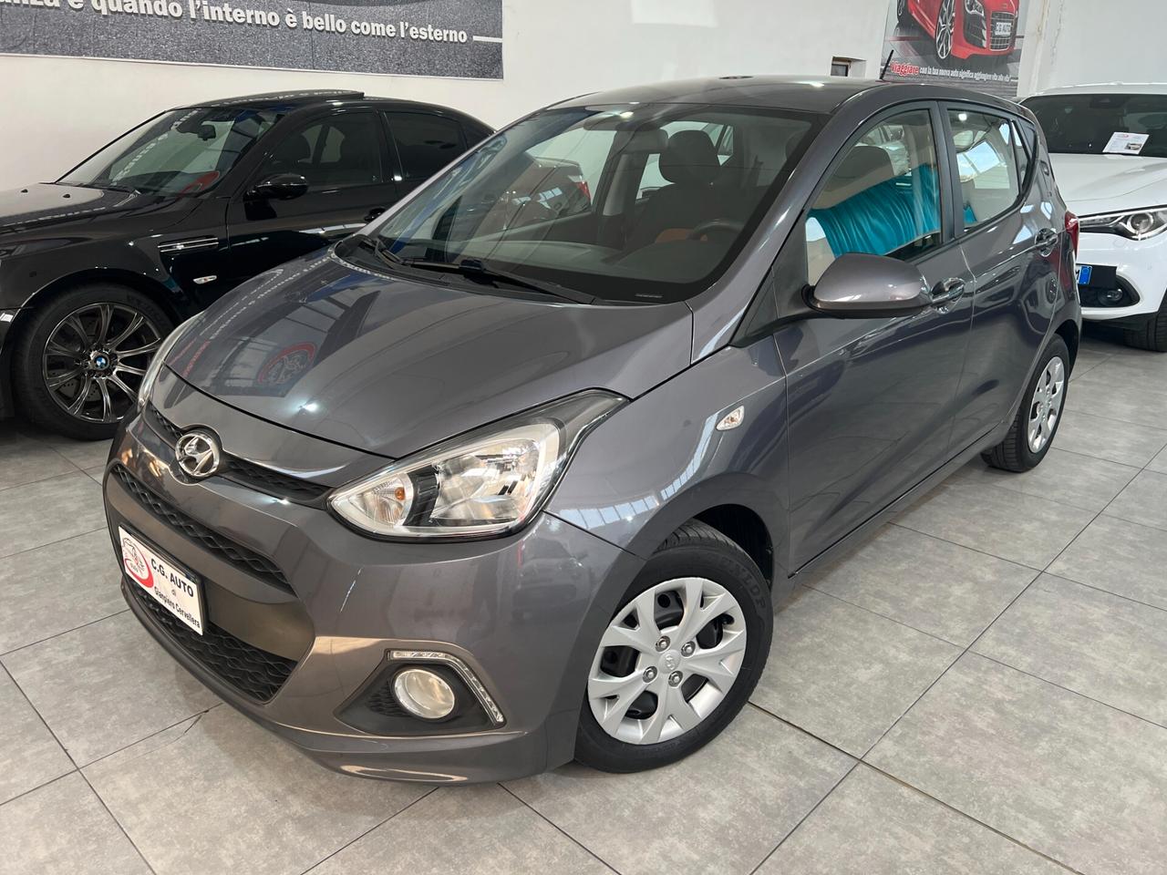 Hyundai i10 1.2 65 CV - STYLE - 2015
