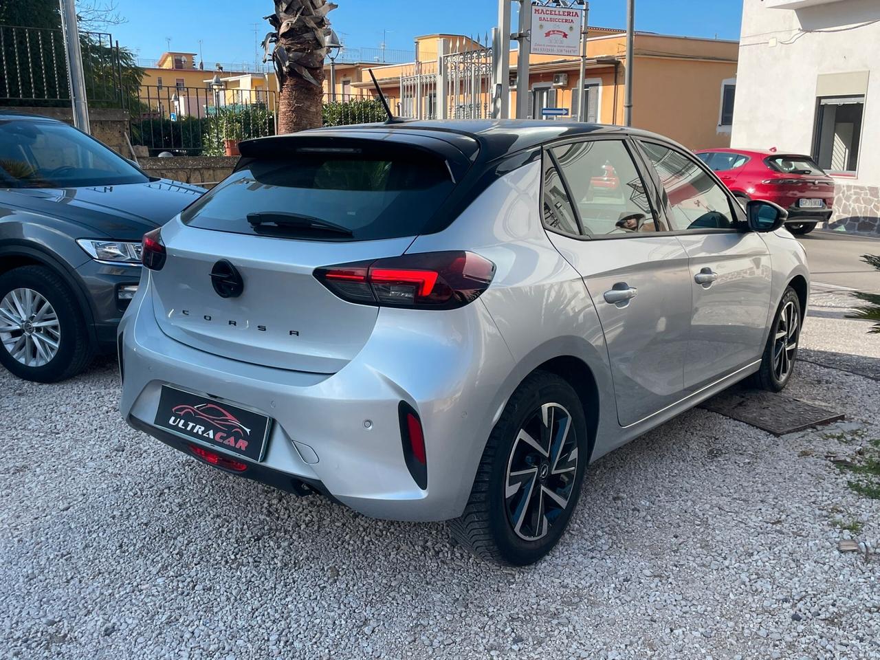 Opel Corsa 1.2 GS LINE