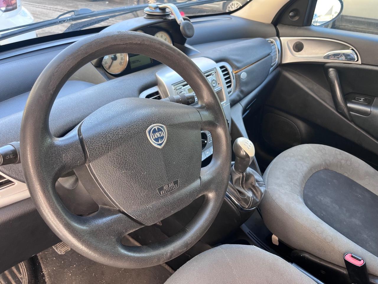 Lancia Ypsilon 1.3 MJT 75 CV Argento 2008