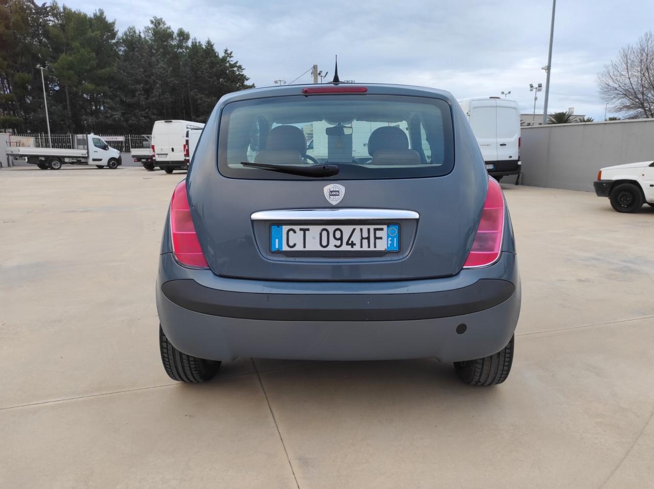 Lancia Ypsilon 1.3 Mjet - 69cv NEOPATENTATI