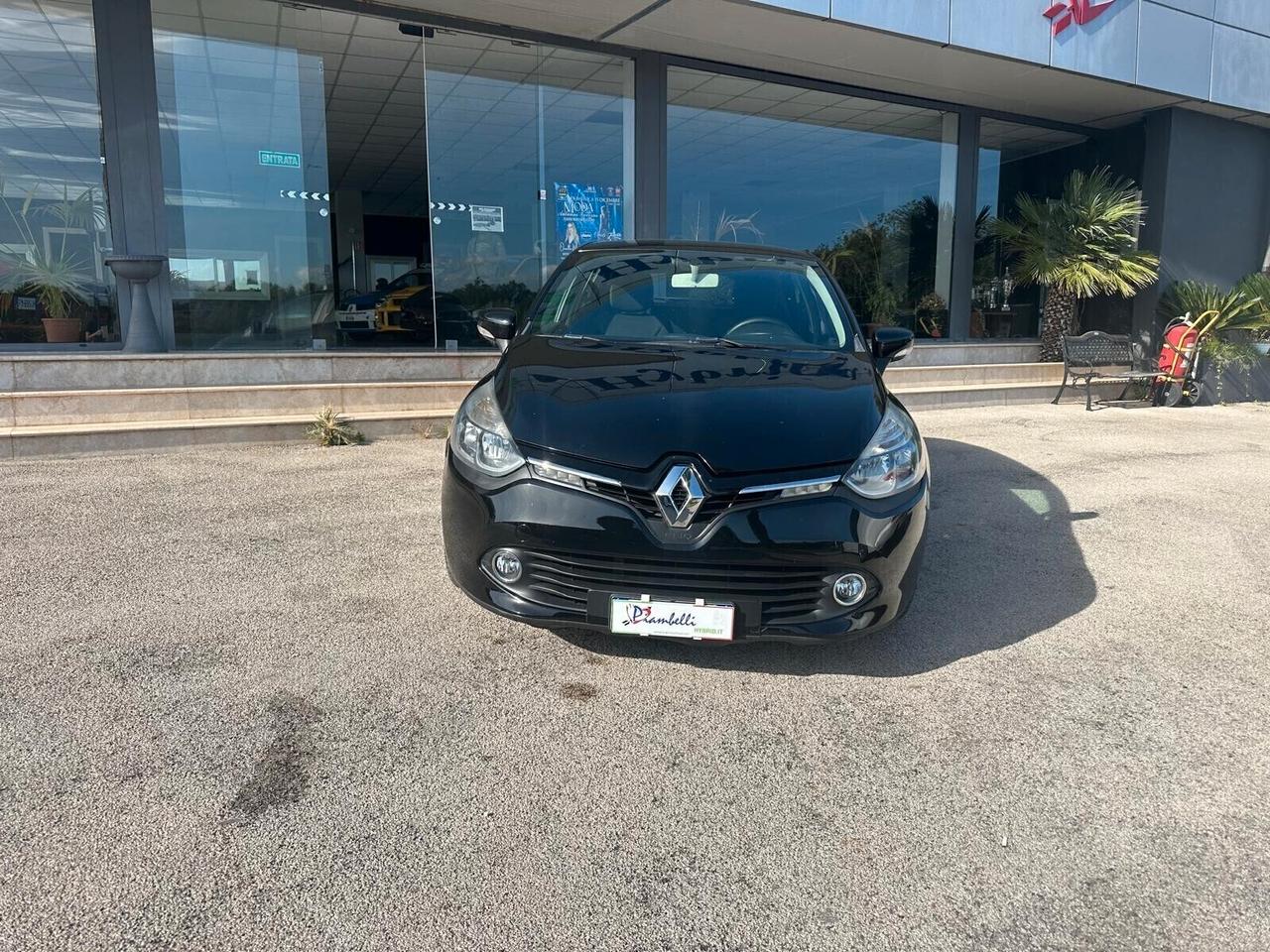 Renault Clio 1.2 75CV 5 porte Live NEOPATENTATI