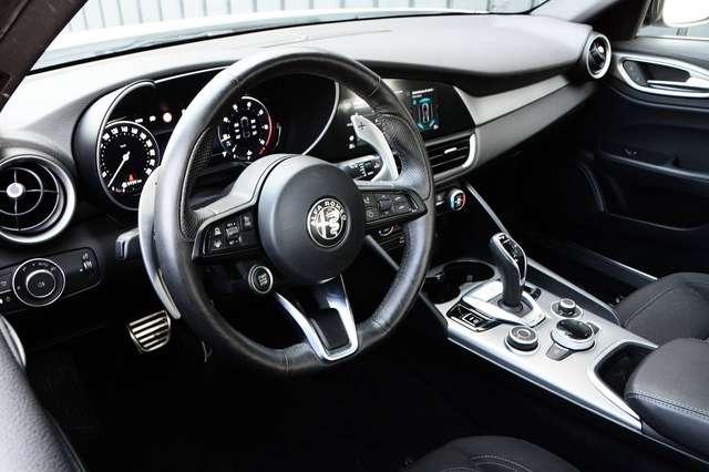 Alfa Romeo Giulia 2.0 t Sprint Q4 TURBO 280cv AT8 BENZINA
