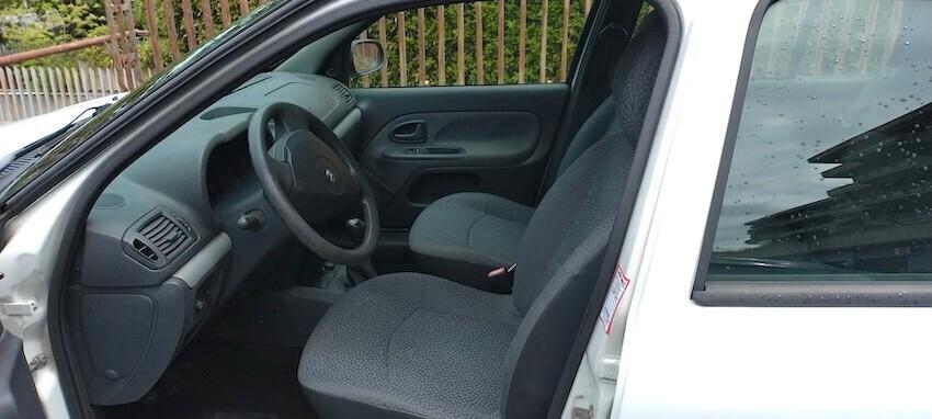 Renault Clio Storia 1.2 5 porte GPL Confort