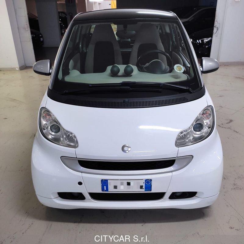 smart fortwo fortwo 1000 52 kW MHD coupé passion