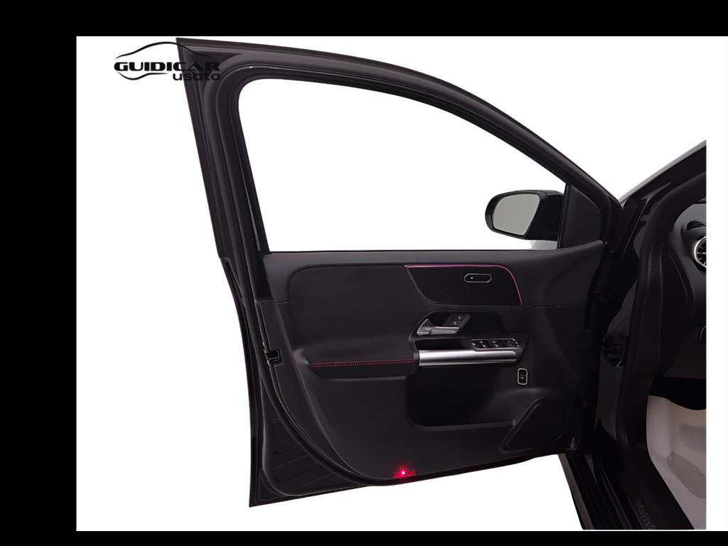 Mercedes-Benz Classe B - W247 2023 - B 180 d AMG Line Advanced Plus auto