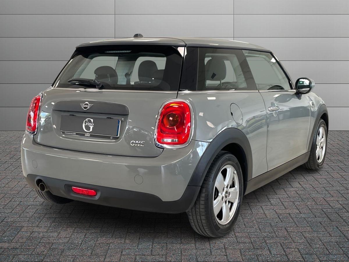 MINI Mini IV F56 2018 3p - Mini 3p 1.5 One 75cv