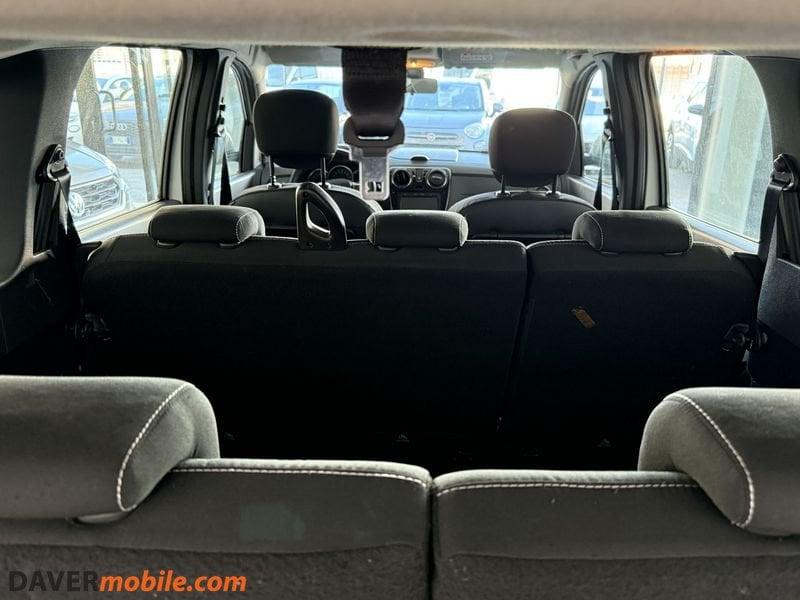 Dacia Lodgy 1.5 dCi 8V 110CV Start&Stop 7 posti Lauréate