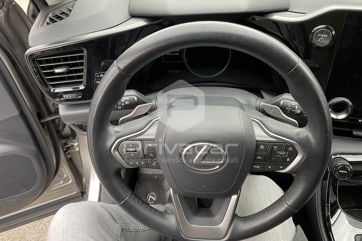 LEXUS NX Hybrid 4WD Premium