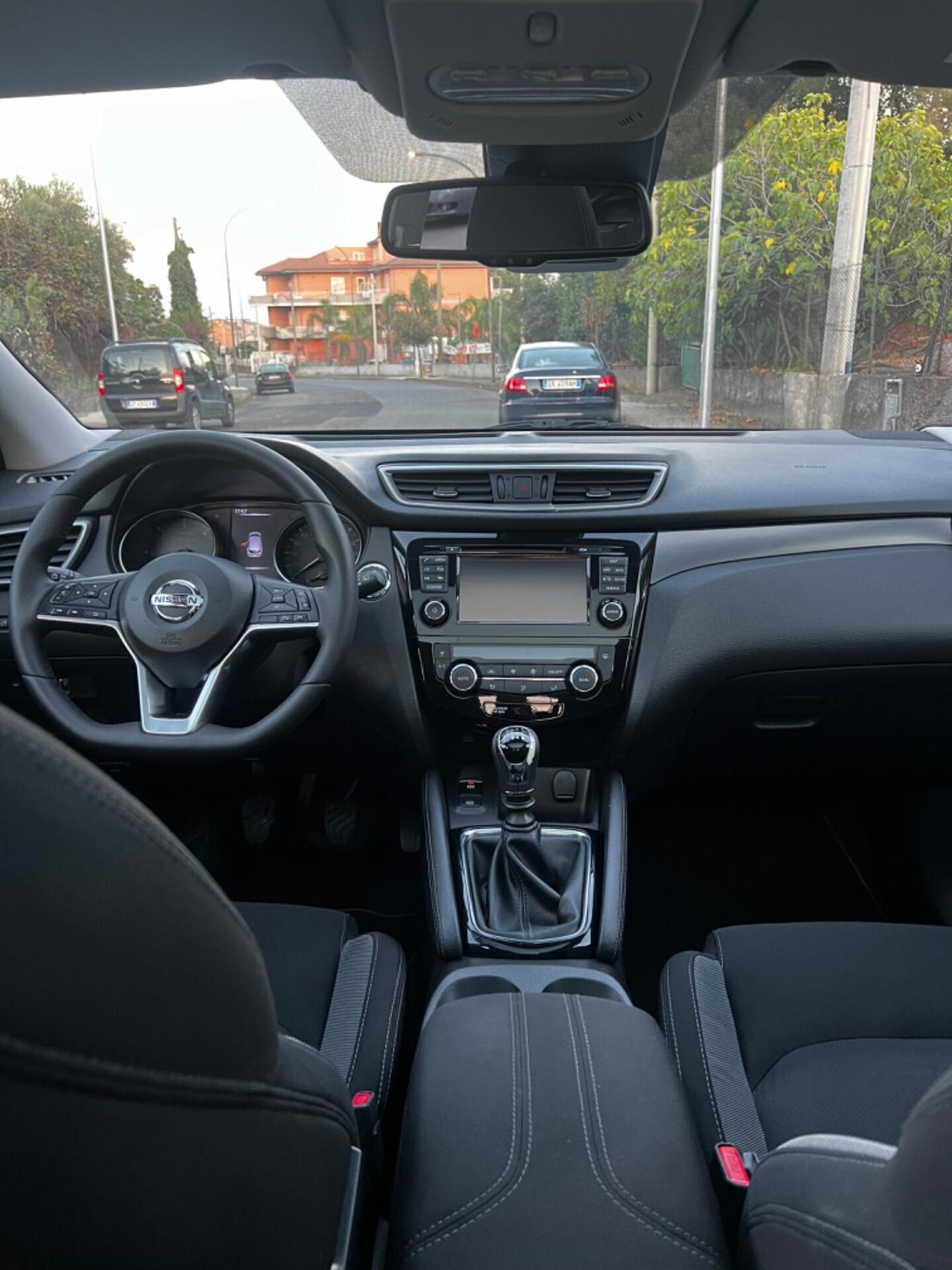 Nissan Qashqai 1.5 dCi Tekna tetto apribile