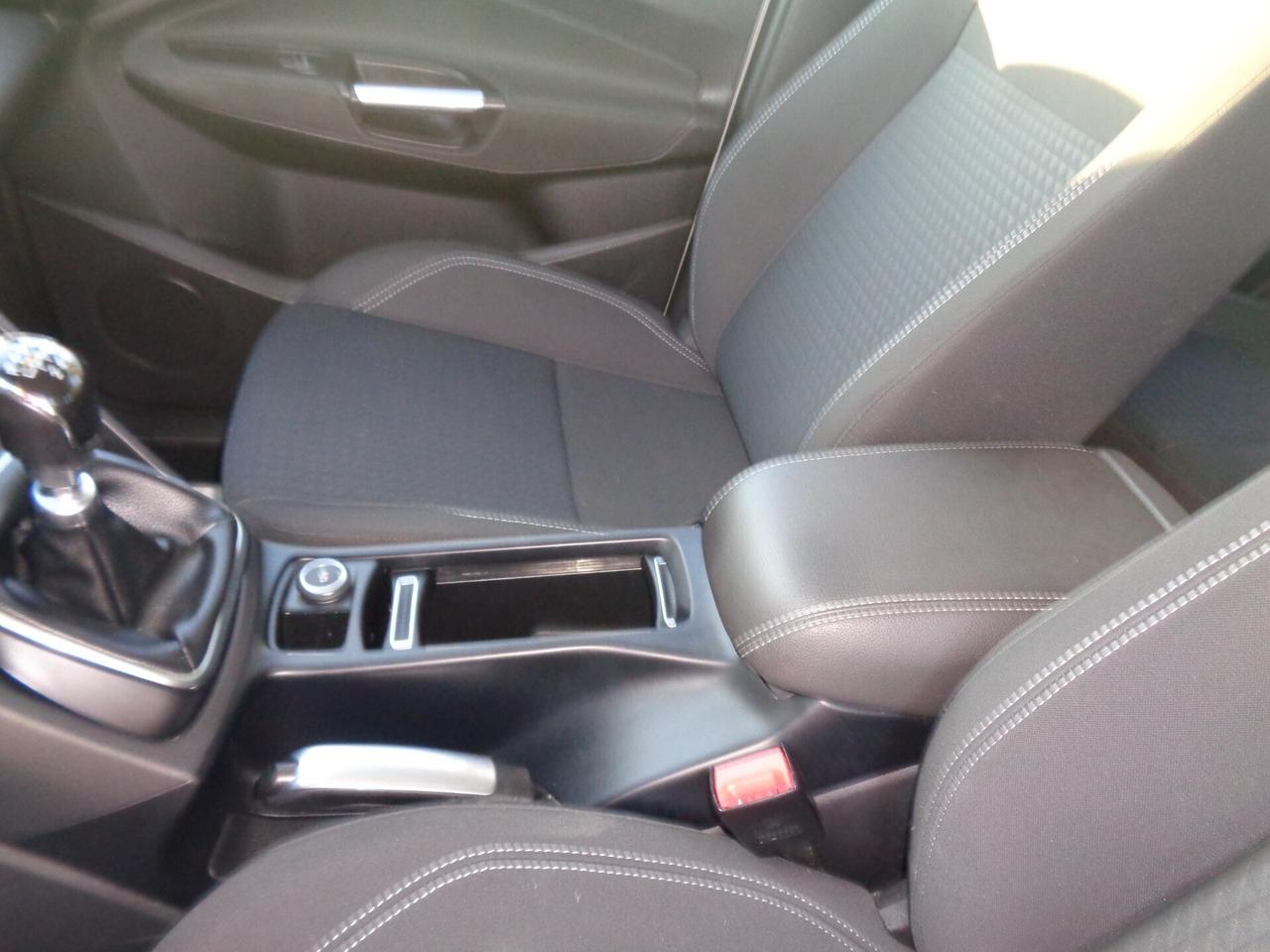 Ford C-Max 1.5 TDCi 95CV full da vetrina