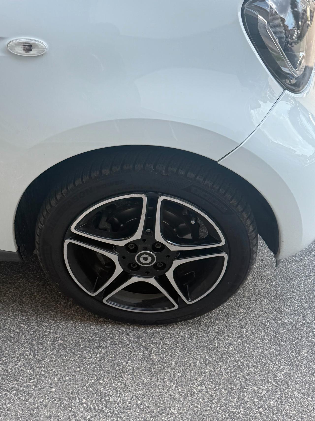 SMART FORFOUR 1-0 70 CV TWINAMIC PASSION