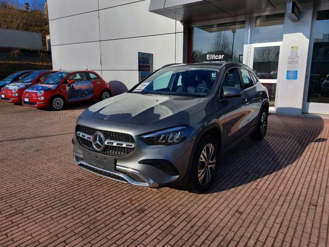 MERCEDES-BENZ GLA 200 Automatic Progressive Line Advanced Mild Hybrid