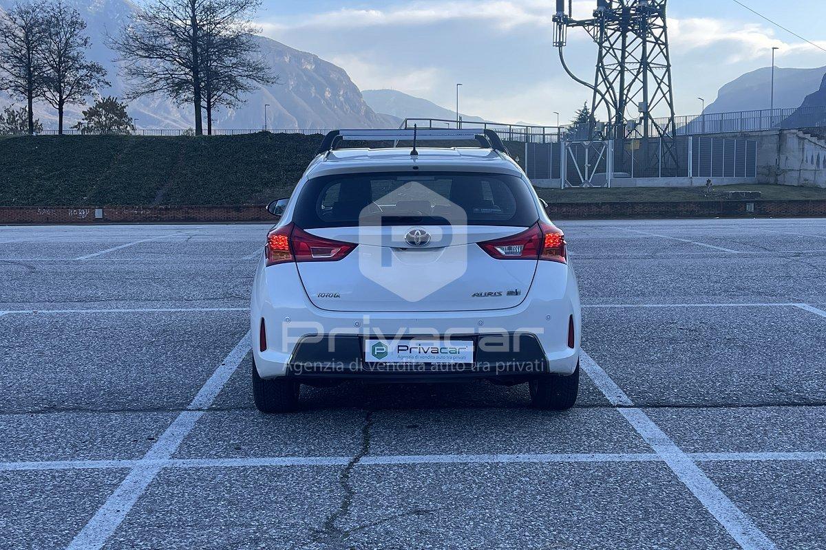 TOYOTA Auris 1.8 Hybrid Lounge