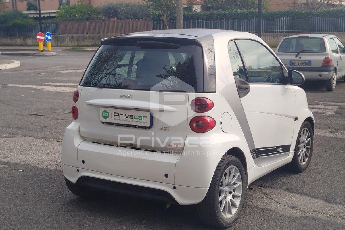 SMART fortwo 1000 52 kW MHD coupé pure