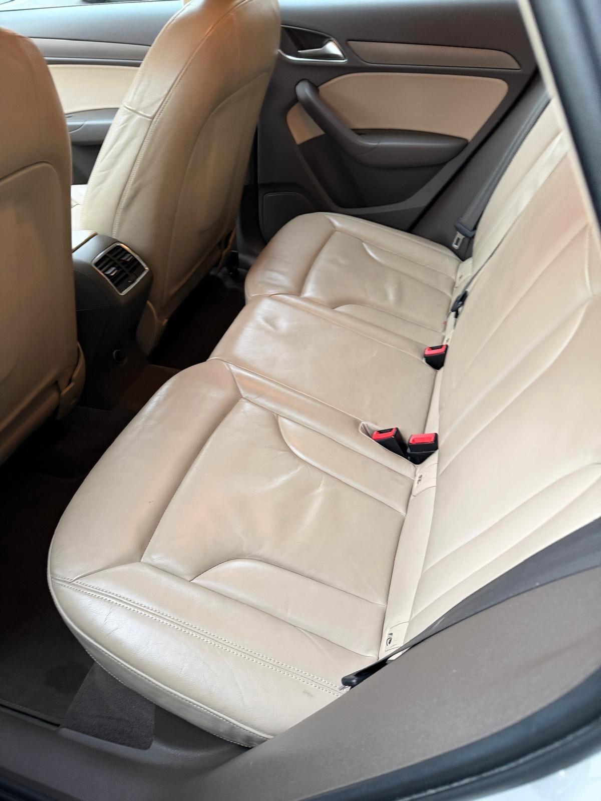 Audi Q3 2.0 TDI quattro S tronic Business