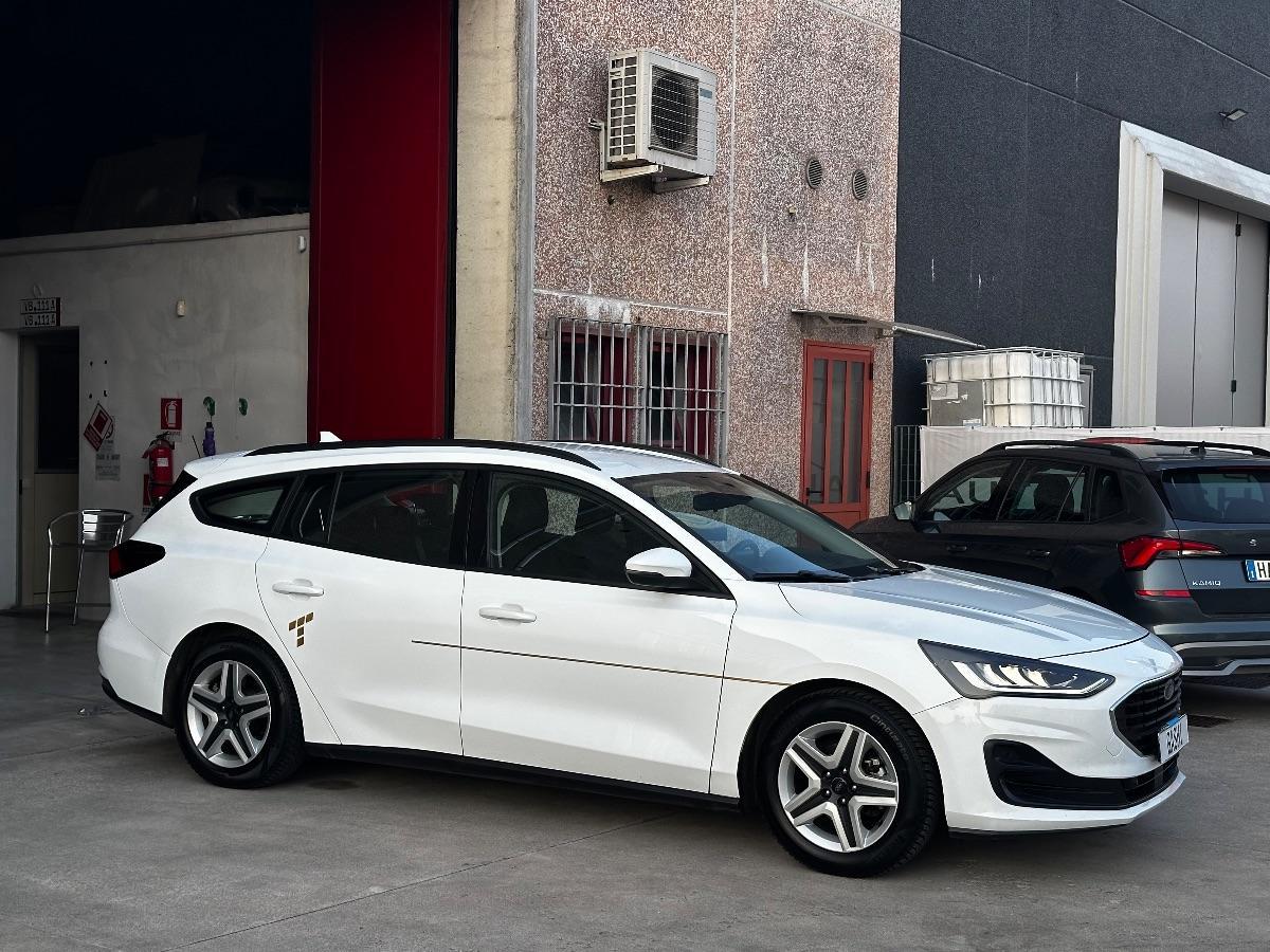 FORD - Focus Station Wagon - Focus 1.5 TDCi 120 CV S&S SW Business AUTOCARRO