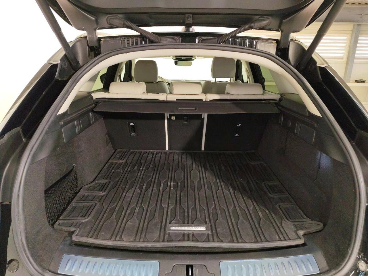 Land Rover Range Rover Velar 2.0d i4 mhev SE 4wd 204cv auto