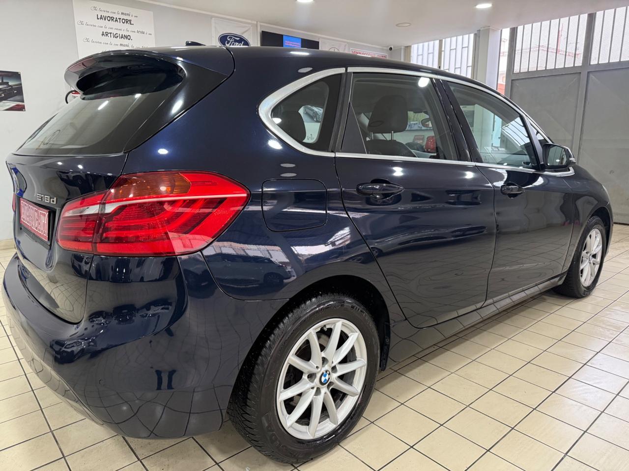 Bmw serie 2 luxury 218d full optional