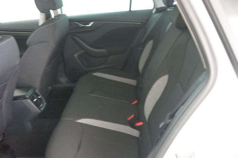 Škoda Kamiq 1.0 TSI Black Dots DSG 115 CV