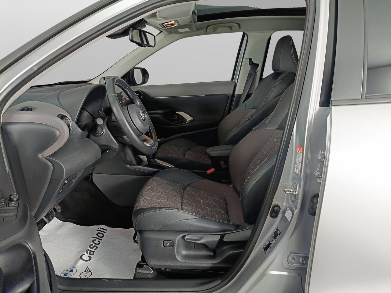 TOYOTA Yaris Cross - MY '22