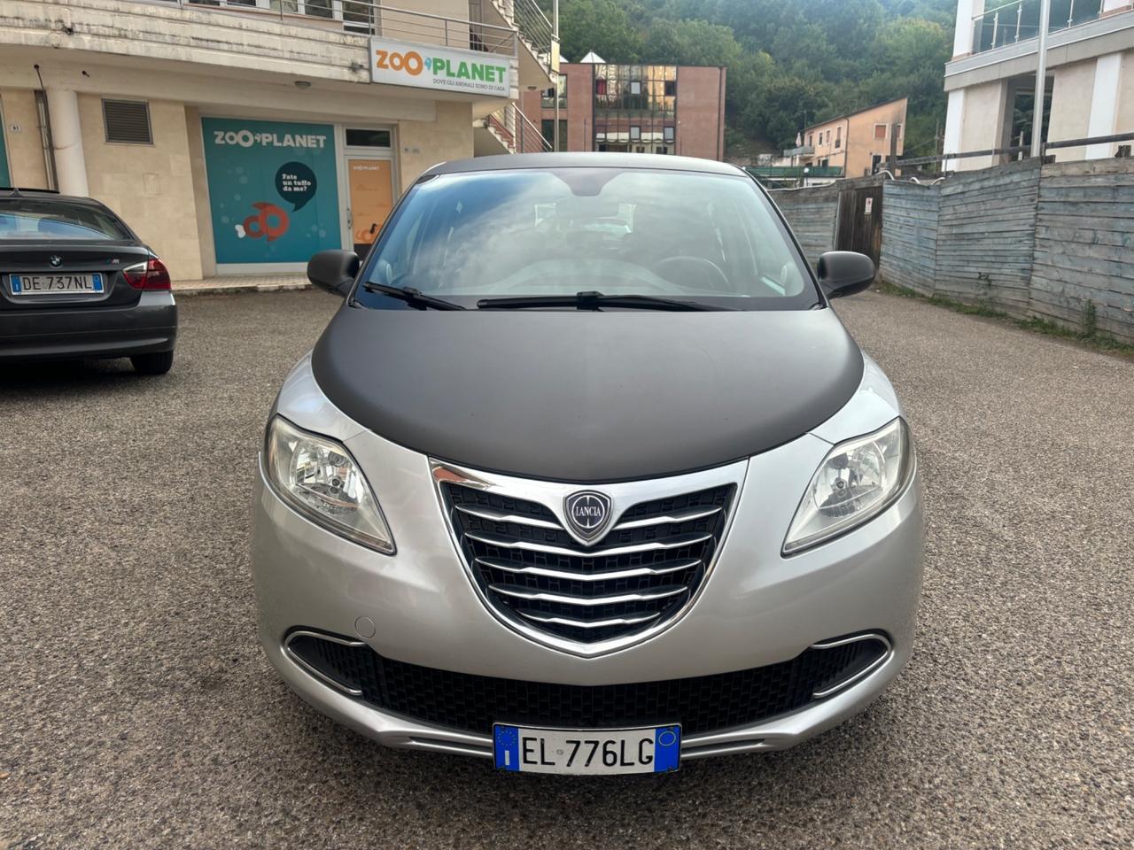 Lancia Ypsilon 1.2 69 CV 5 porte S&S Silver