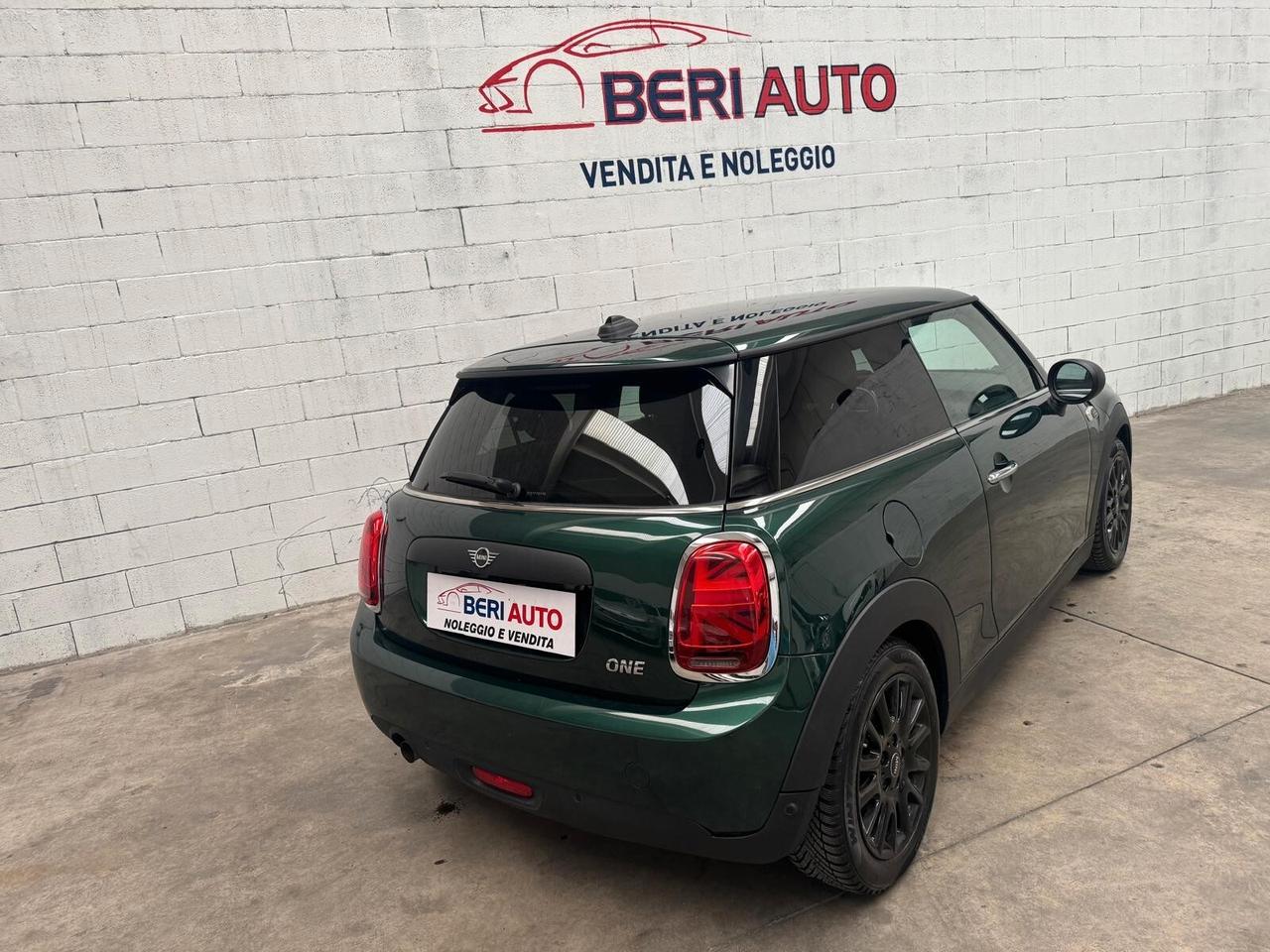 Mini 1.5 One allestimento Baker Street