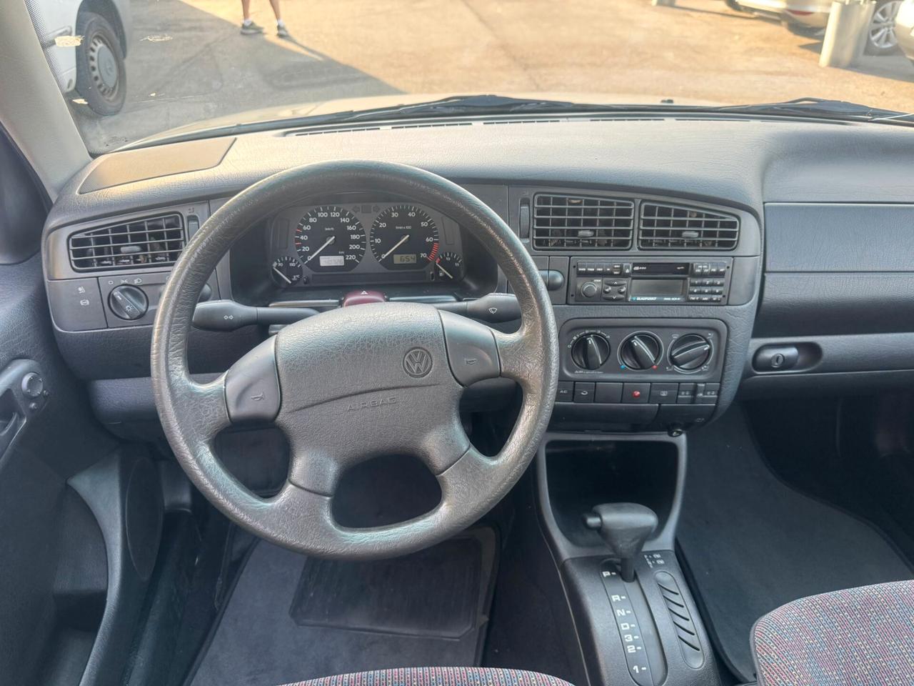 Volkswagen Golf 1.8/90 CV cat aut. 5 porte GL