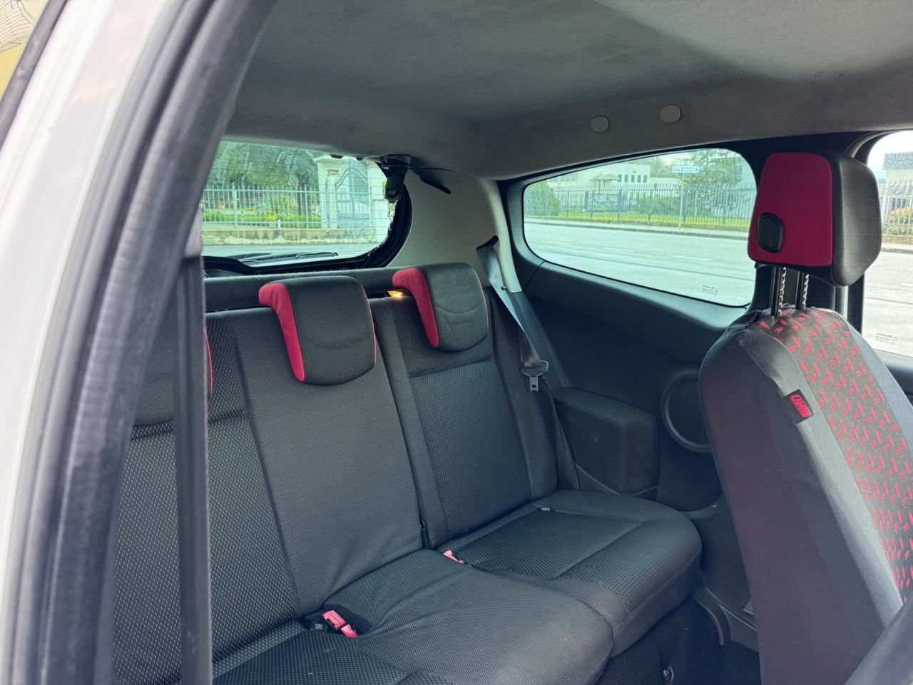 Renault Clio 1.5 dCi 70CV 3 porte Rip Curl