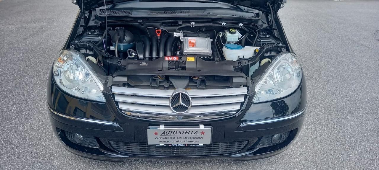 Mercedes-Benz Classe A 150 All. Elegance Benzina cc. 1.5 CV. 95 Cambio Automatico 5 Porte 5 Posti Utilizzabile anche per i Neopatentati.