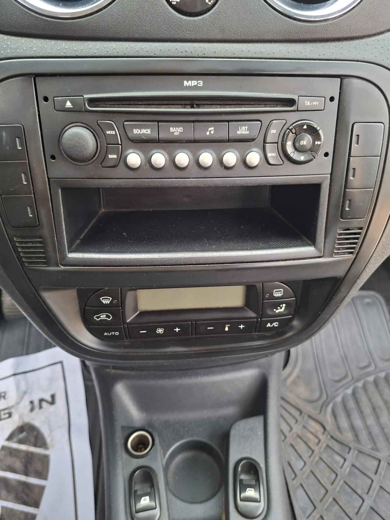 Citroen C3 1.4 HDi 70CV neopatentati
