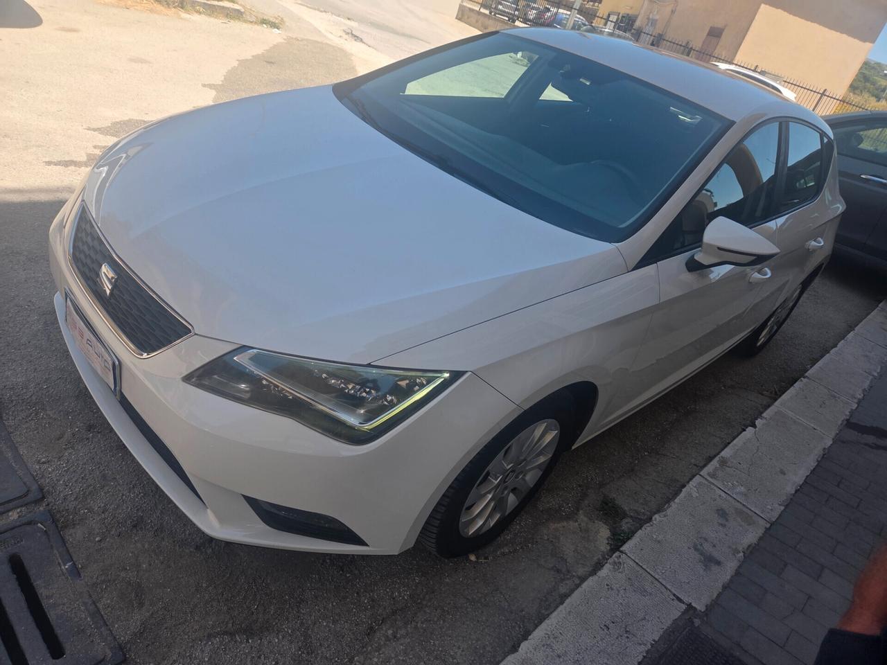 SEAT LEON 1.6 TDI ANNO 2015 FARI LED KM CERTIF VW