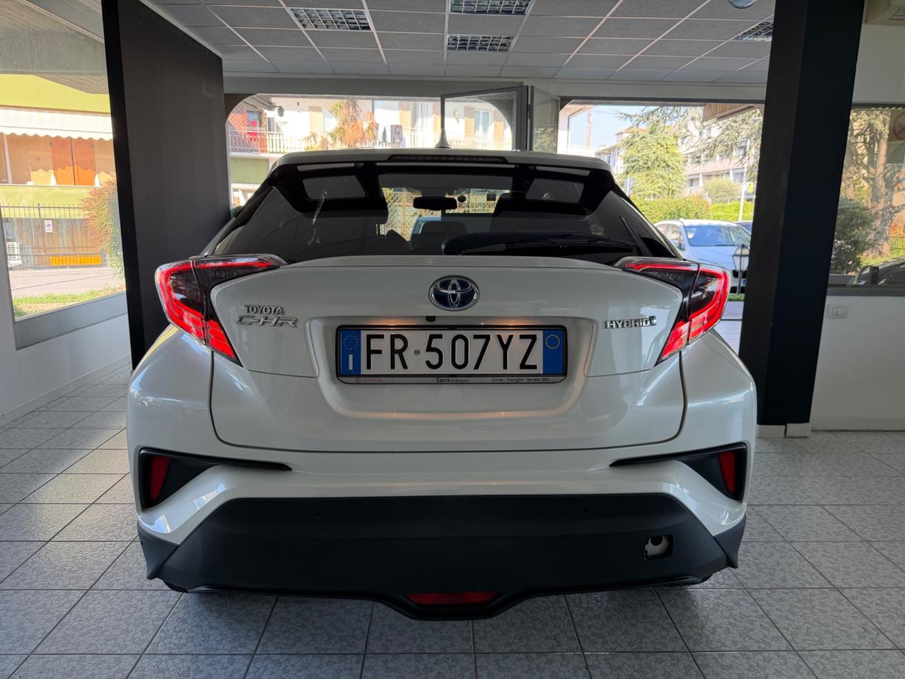 Toyota C-HR 1.8 Hybrid E-CVT Lounge