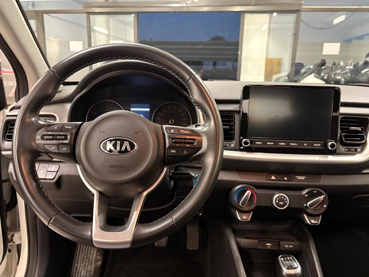 Kia Stonic STYLE 1.0 T-GDi MHEV iMT UNICO PR.