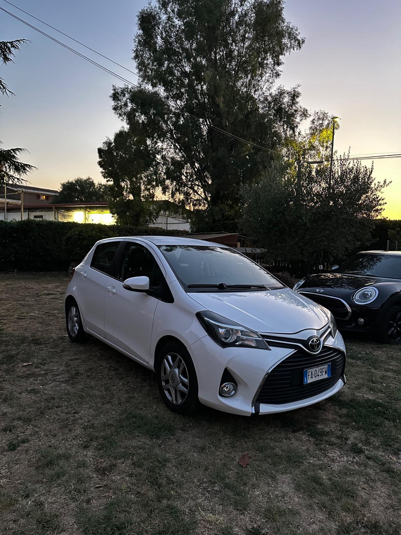 Toyota Yaris 1.0 5 porte Active UNICO PROPRIETARIO