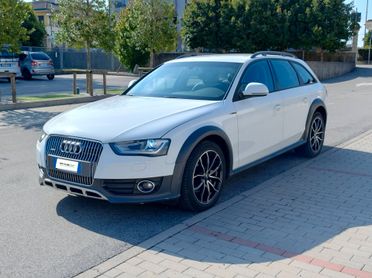 Audi A4 allroad 2.0tdi 150cv S-Line CAMBIO MANUALE-EURO6B