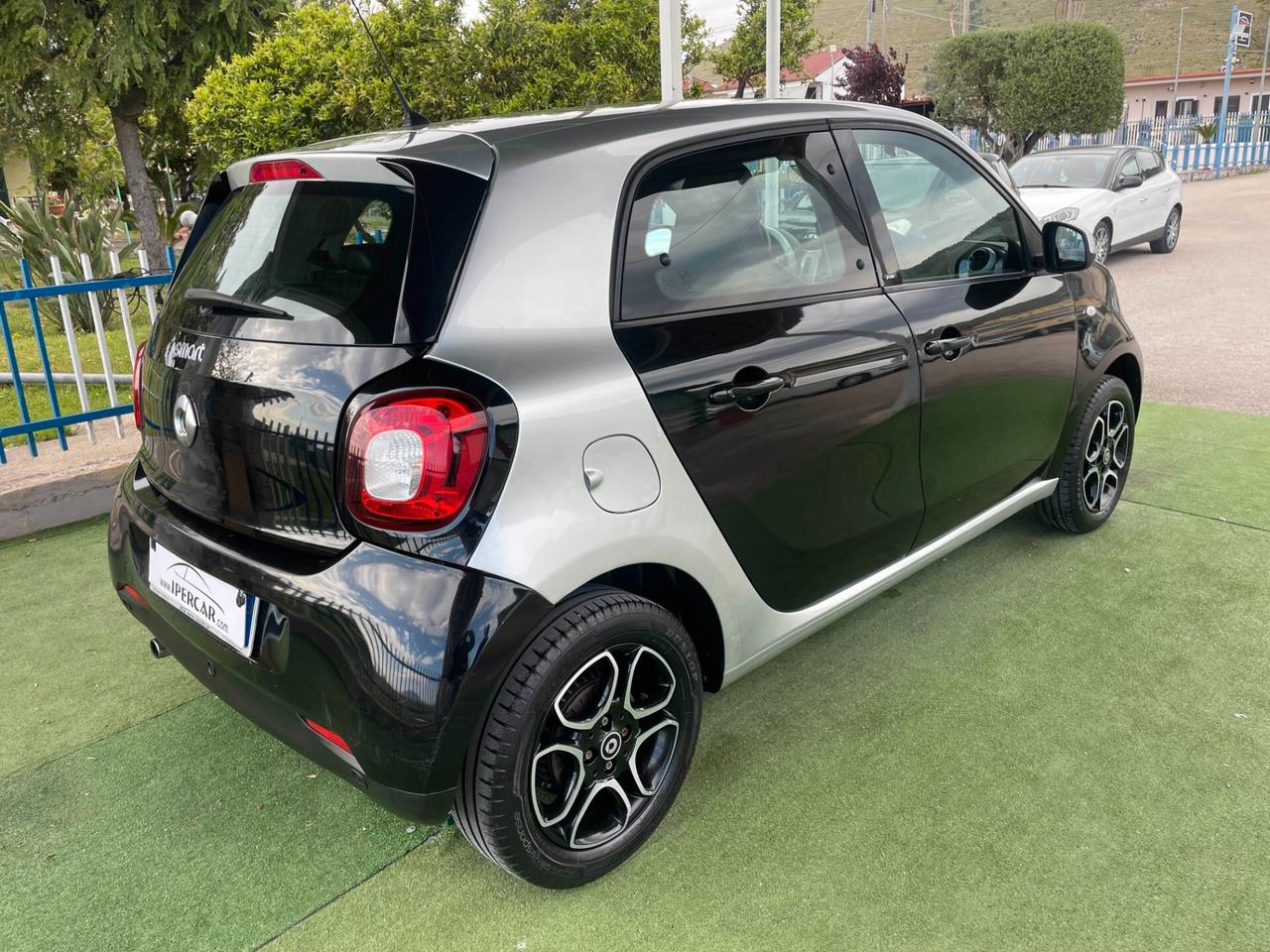 Smart ForFour 70 1.0 Prime