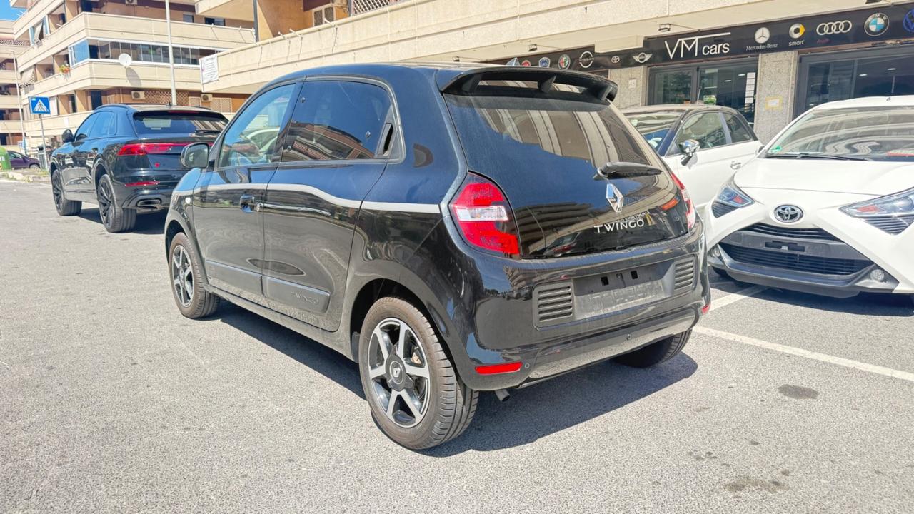 Renault Twingo LIMITEED C.AUTOMATICATO LED PDC BLUETOOTH CERCHI 16 SEDILI RISCALDATI