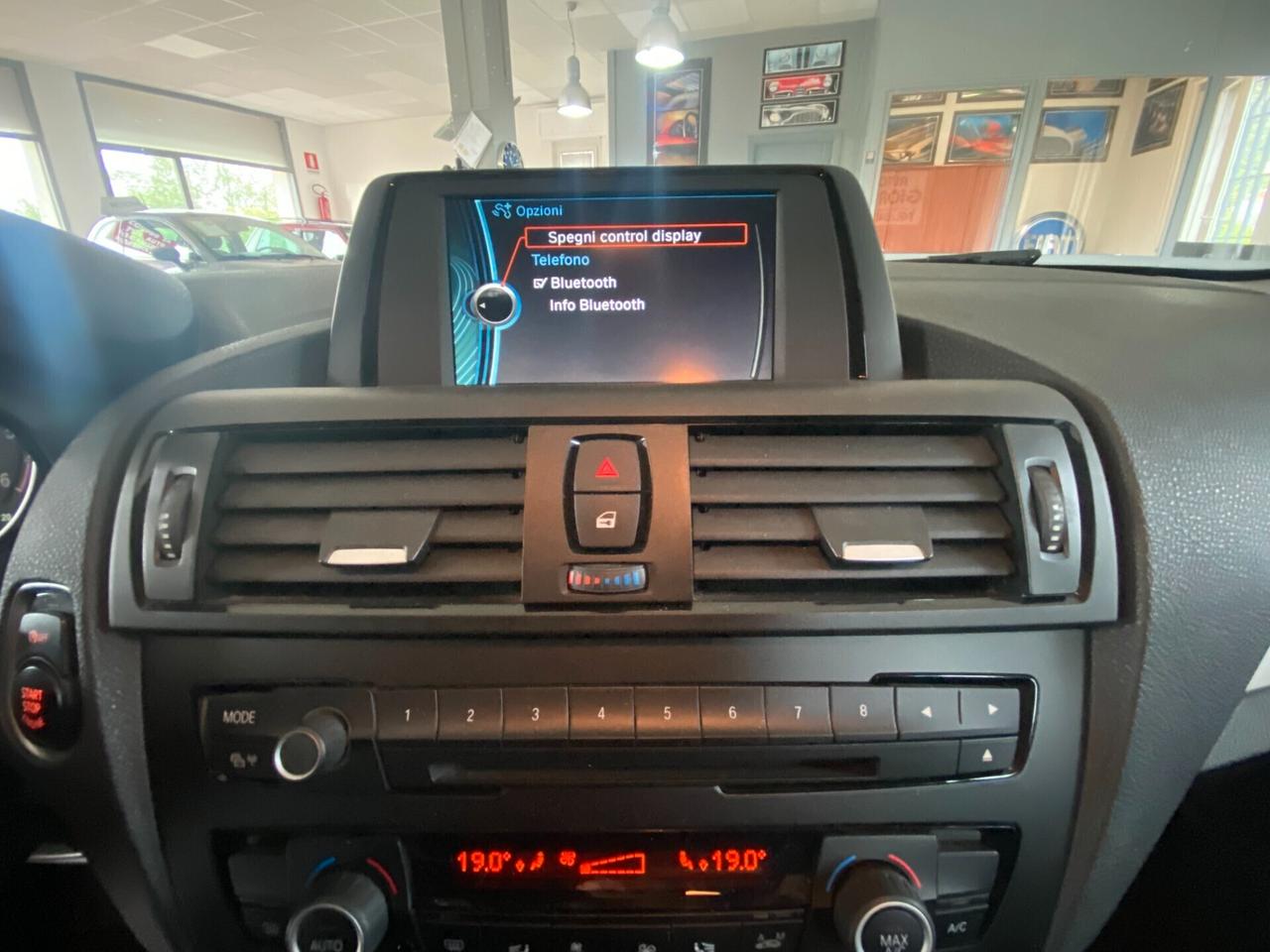 Bmw 114 114d 5p. Unique