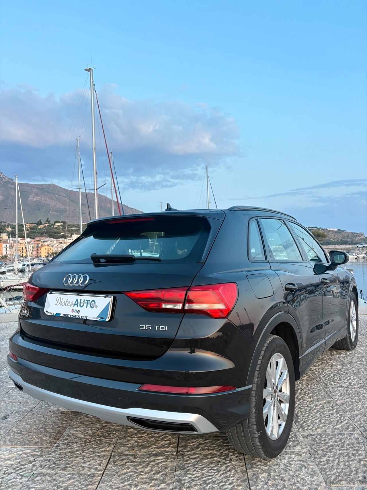 Audi Q3 35 TDI S tronic Business Advanced