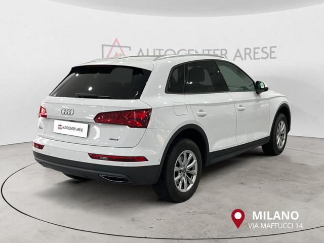 AUDI Q5 40 TDI quattro S tronic Business